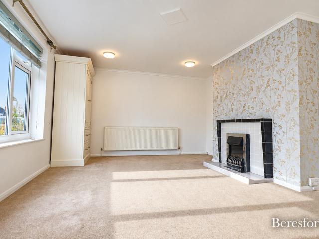 2 bedroom semi detached house to rent