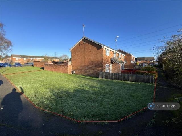2 bedroom semi detached house to rent