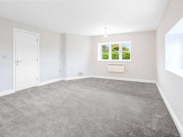 2 bedroom semi detached house to rent