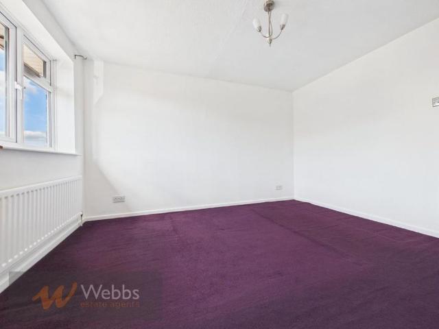 2 bedroom semi detached house to rent