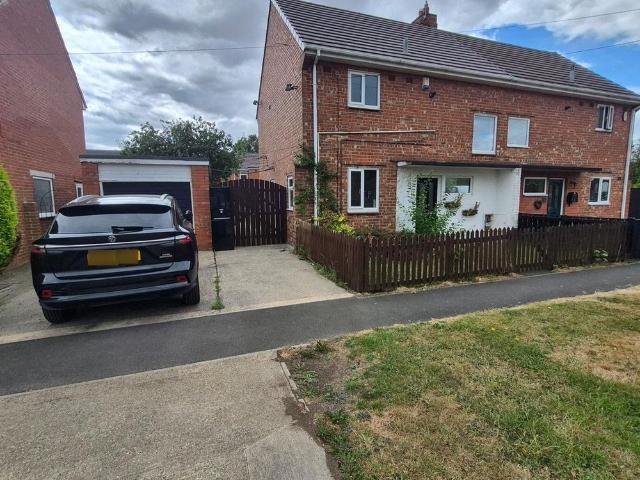 2 bedroom semi detached house to rent