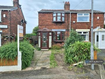 2 bedroom semi detached house to rent
