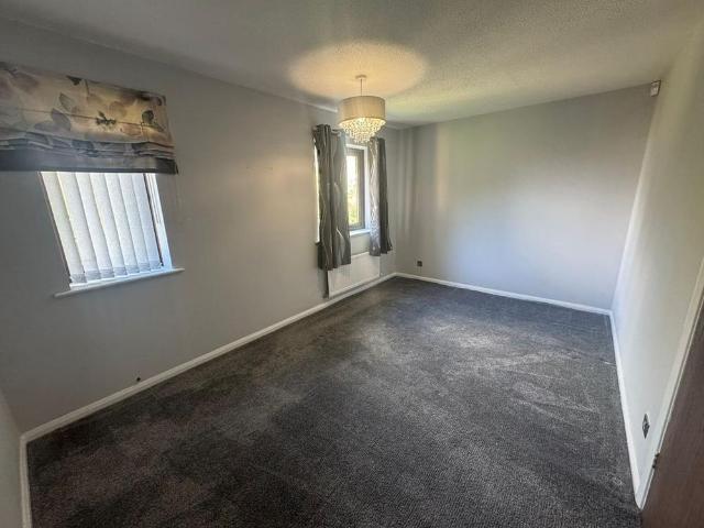 2 bedroom semi detached house to rent