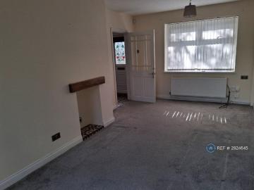 2 bedroom semi detached house to rent