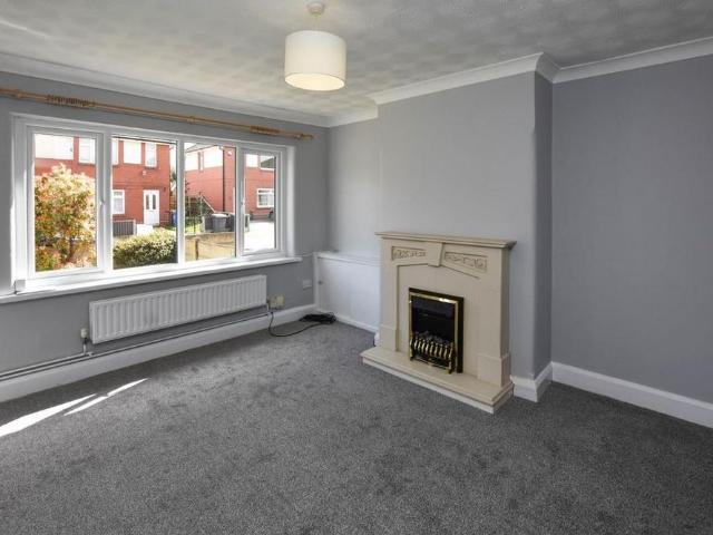 2 bedroom semi detached house to rent