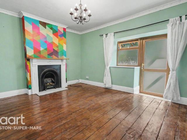 2 bedroom semi detached house to rent