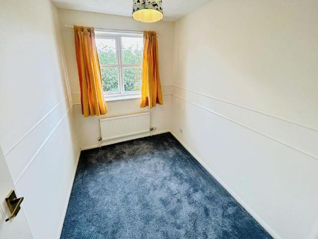 2 bedroom semi detached house to rent