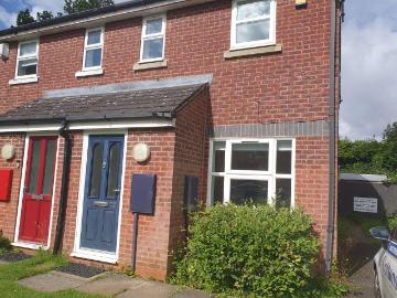 2 bedroom semi detached house to rent