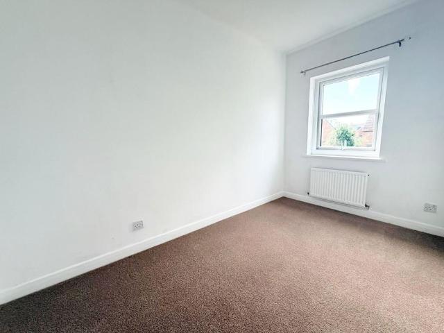 2 bedroom semi detached house to rent