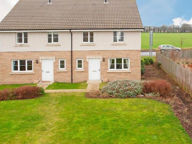 2 bedroom semi detached house to rent