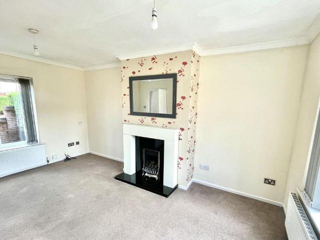 2 bedroom semi detached house to rent