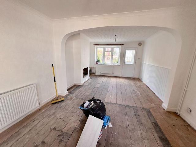 2 bedroom semi detached house to rent