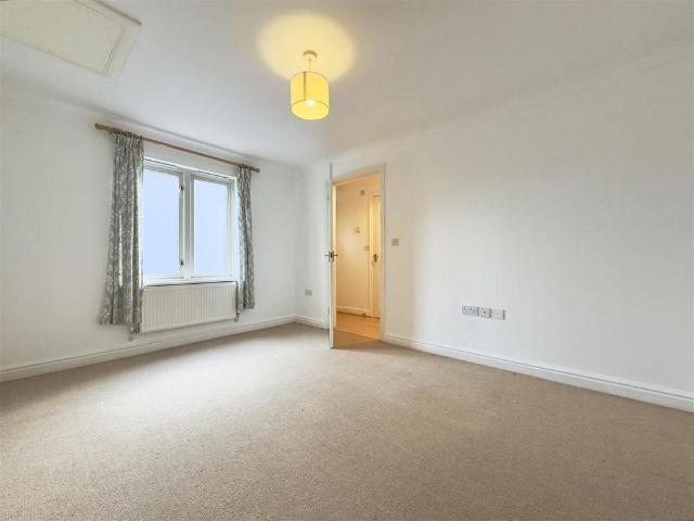 2 bedroom semi detached house to rent