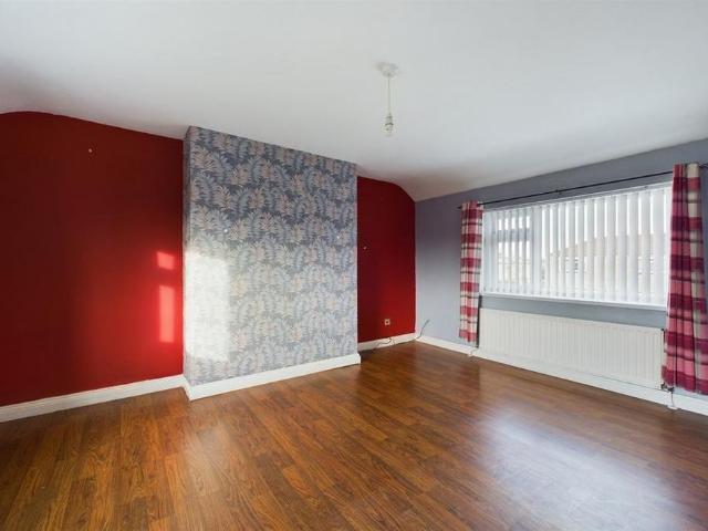 2 bedroom semi detached house to rent