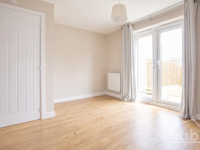 2 bedroom semi detached house to rent