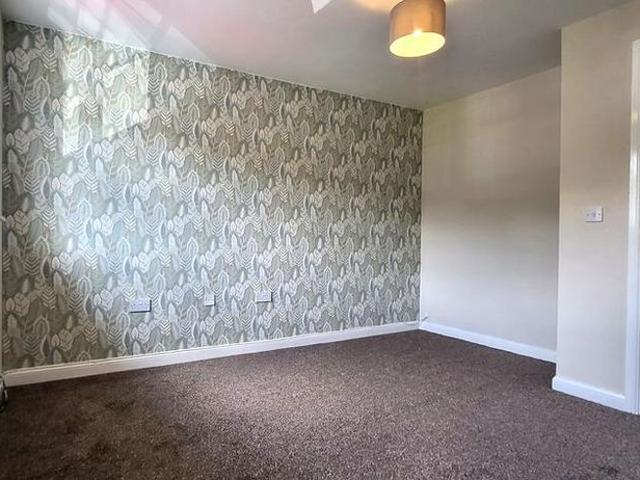 2 bedroom semi detached house to rent