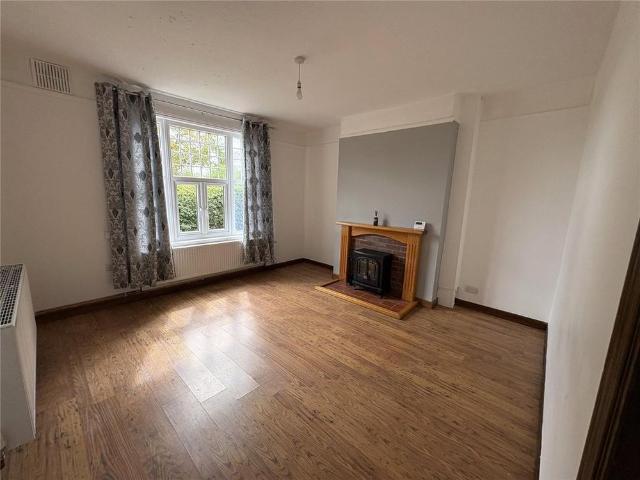 2 bedroom semi detached house to rent
