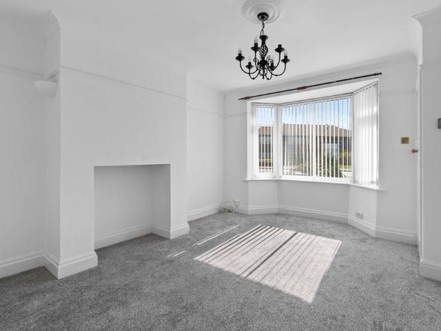 2 bedroom semi detached house to rent