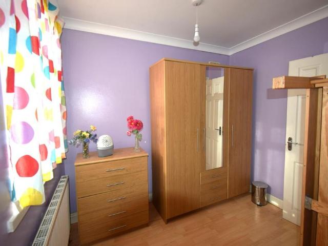 2 bedroom semi detached house to rent