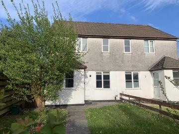 2 bedroom semi detached house to rent