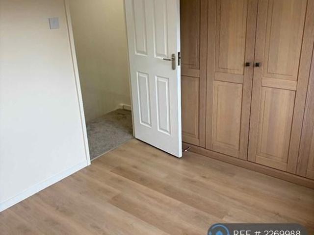 2 bedroom semi detached house to rent