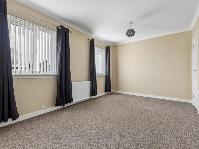 2 bedroom semi detached house to rent