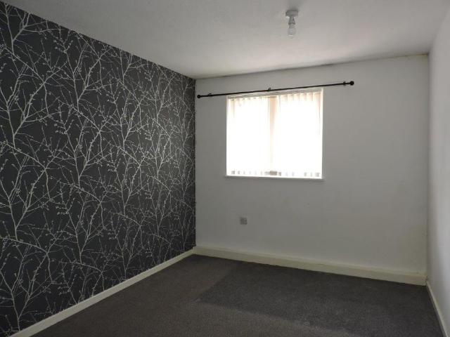 2 bedroom semi detached house to rent