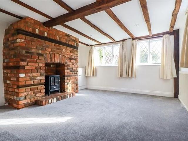 2 bedroom semi detached house to rent