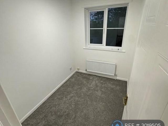 2 bedroom semi detached house to rent