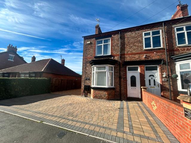 2 bedroom semi detached house to rent