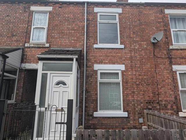 2 bedroom semi detached house to rent