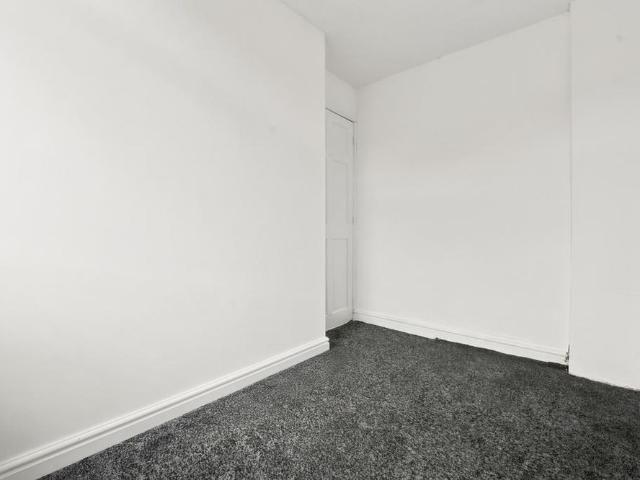 2 bedroom semi detached house to rent