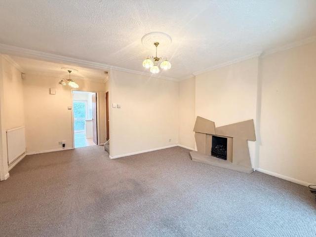 2 bedroom semi detached house to rent