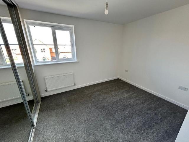 2 bedroom semi detached house to rent