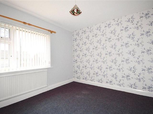 2 bedroom semi detached house to rent