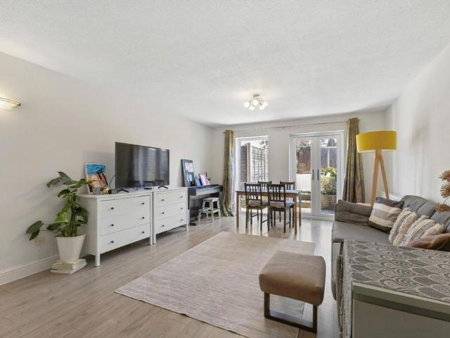 2 bedroom semi detached house to rent