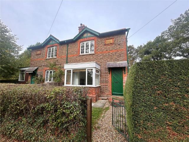 2 bedroom semi detached house to rent
