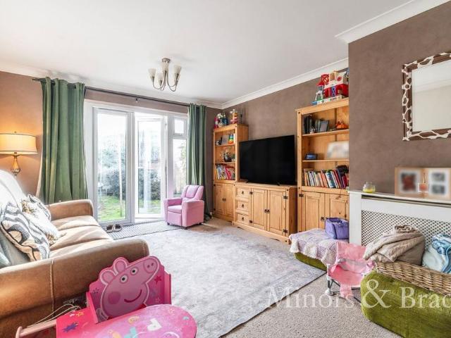 2 bedroom semi detached house to rent