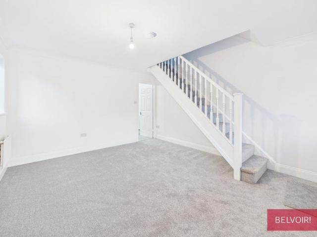 2 bedroom semi detached house to rent