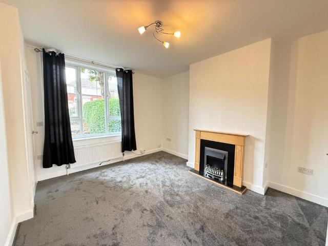 2 bedroom semi detached house to rent