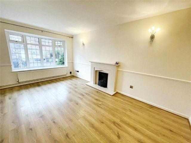 2 bedroom semi detached house to rent