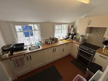 2 bedroom semi detached house to rent