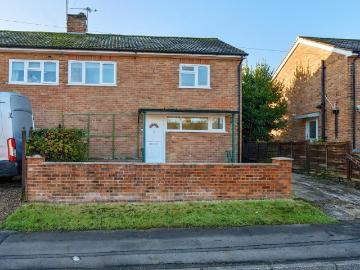 2 bedroom semi detached house to rent