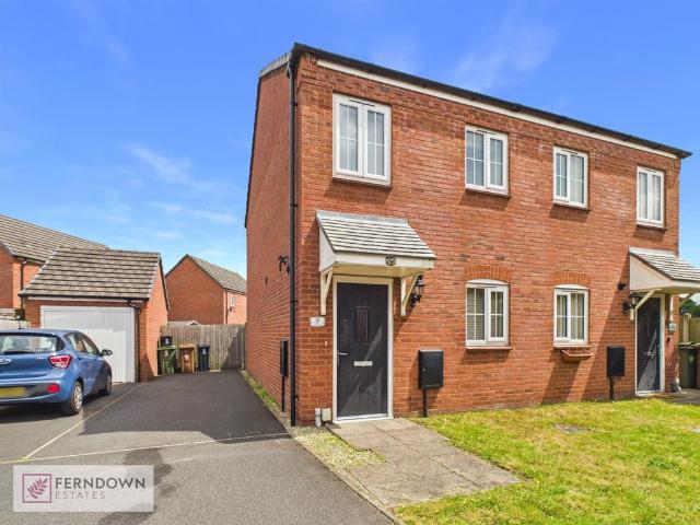 2 bedroom semi detached house to rent