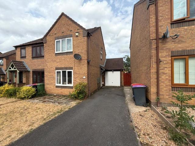 2 bedroom semi detached house to rent