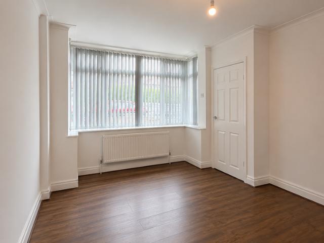 2 bedroom semi detached house to rent