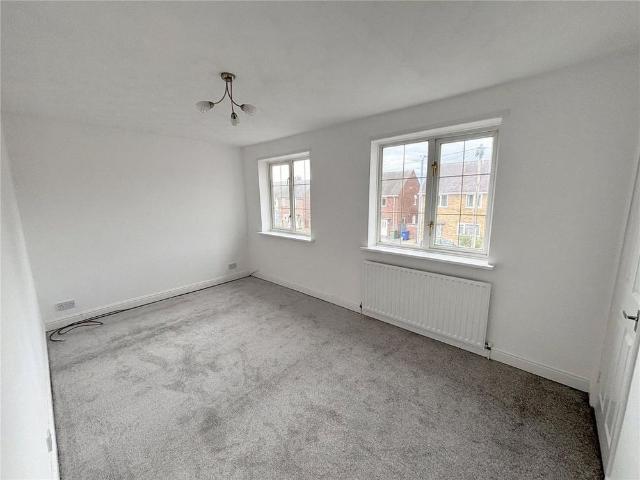 2 bedroom semi detached house to rent
