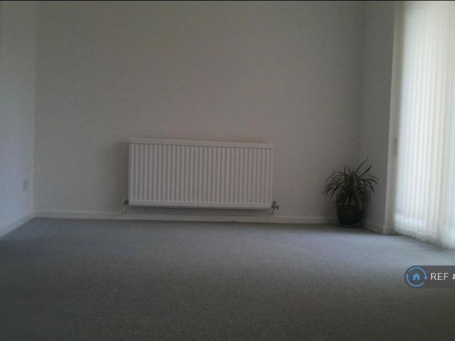 2 bedroom semi detached house to rent