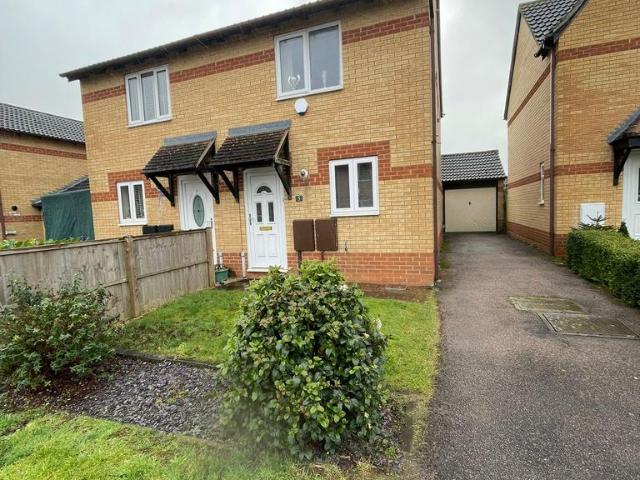 2 bedroom semi detached house to rent
