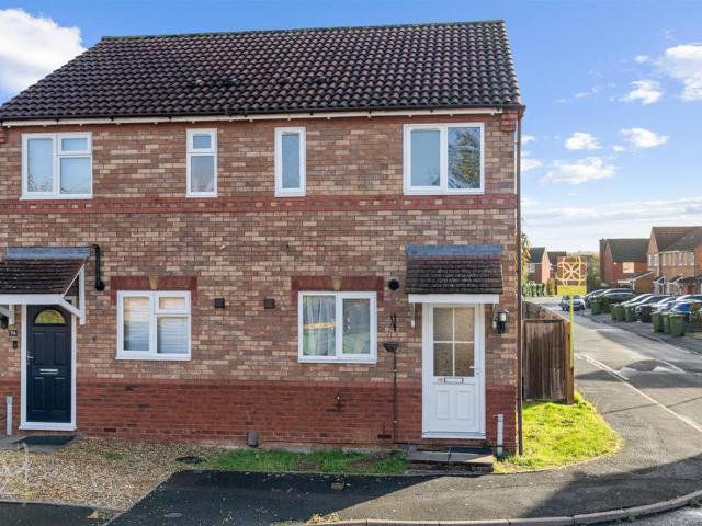 2 bedroom semi detached house to rent